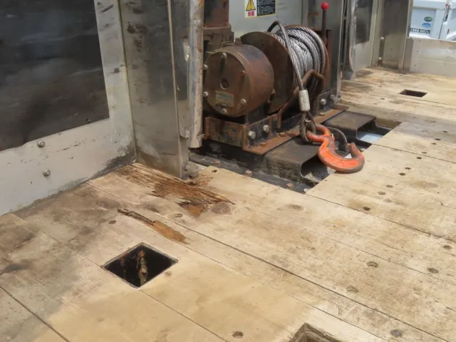 床板前側に腐食があります。|日野 レンジャー LDG-GK8JNAAの写真35