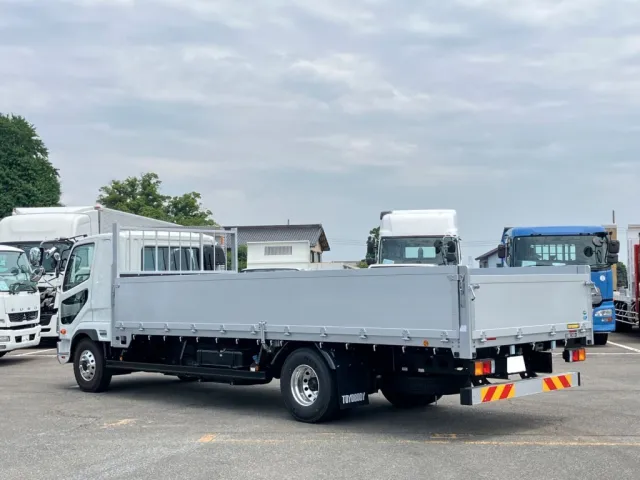 三菱 ファイター 2KG-FK65F(2WD)の写真3