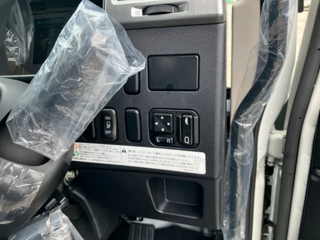 三菱 ファイター 2KG-FK65F(2WD)の写真16