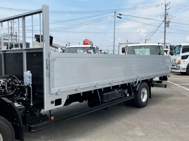 助手席側ボデー側面の状態です。|三菱 ファイター 2KG-FK65F(2WD)の写真27