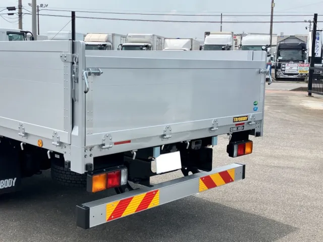 リヤアオリの状態です。|三菱 ファイター 2KG-FK65F(2WD)の写真28