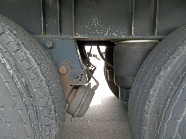 エアサスです。|トレクス  PFB34118改の写真5