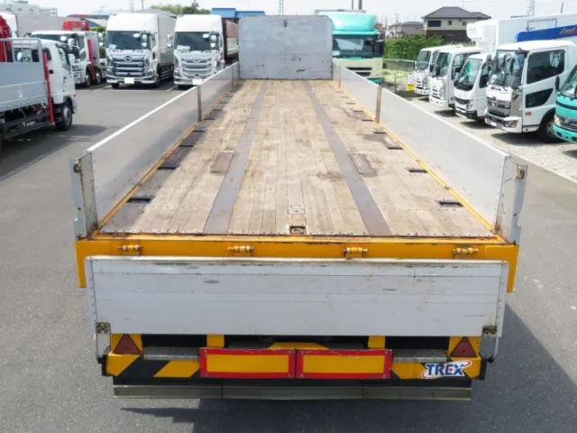 床は板張りです。|トレクス  PFB34118改の写真7