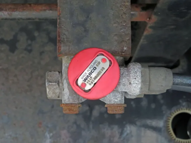 駐車ブレーキです。|トレクス  PFB34118改の写真19