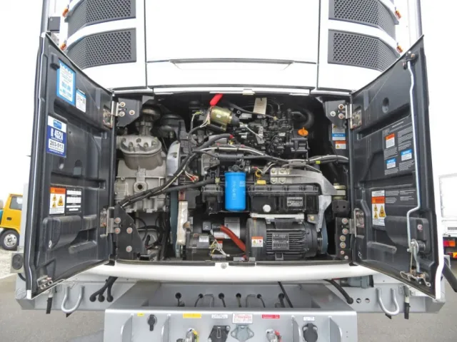 サブエンジン中央内部の状態です。|トレクス  PFB34118改の写真16