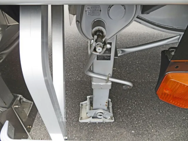 脚に細かいキズ・少し置きサビがあります。|トレクス  PFB34118改の写真45