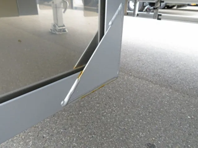 工具箱のステーに少し置きサビがあります。|トレクス  PFB34118改の写真46