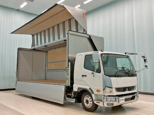 ホイールはアルミ製です。|三菱 ファイター 2KG-FK65F(2WD)の写真2