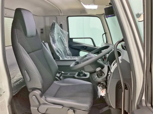 三菱 ファイター 2KG-FK65F(2WD)の写真7