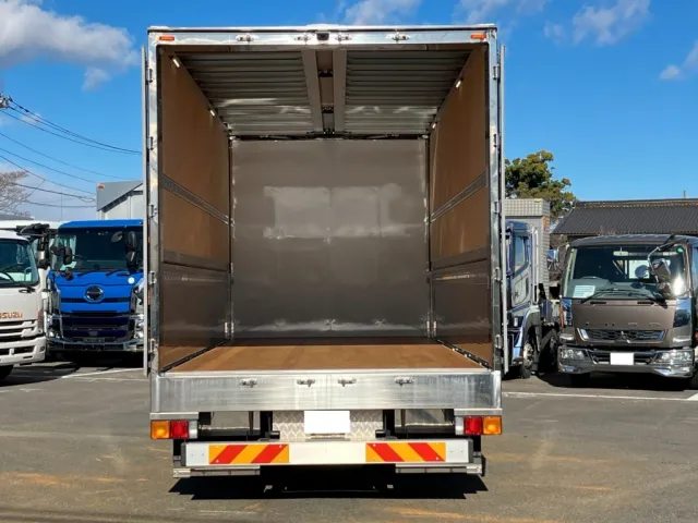 荷台全体の状態です。|三菱 ファイター 2KG-FK65F(2WD)の写真8