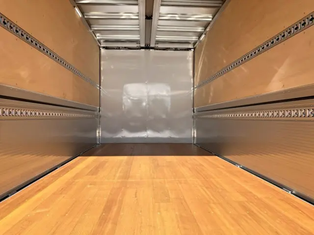 三菱 ファイター 2KG-FK65F(2WD)の写真10