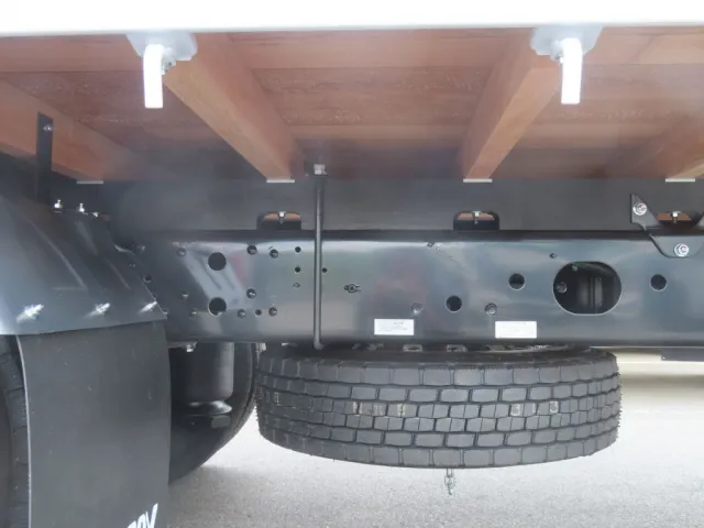 シャーシとネタの状態です。|三菱 ファイター 2KG-FK65Fの写真7