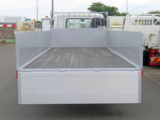 三菱 ファイター 2KG-FK65Fの写真8