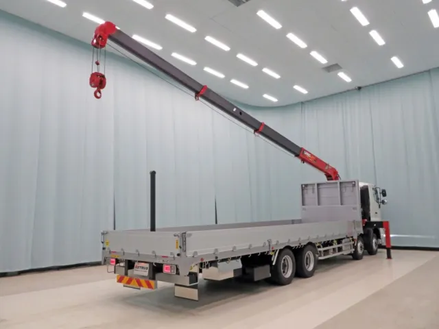 日野 プロフィア 2DG-FW1AHCの写真4