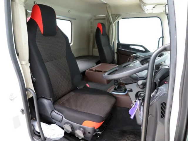 日野 プロフィア 2DG-FW1AHCの写真6