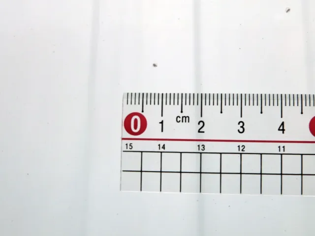 フロントガラス中央に細かいキズがあります。(他の箇所にもあります)|UDトラックス クオン 2PG-GK5AABの写真13