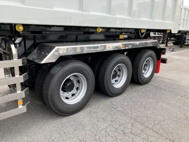 リヤフェンダーはステンレス製です。|コダイラ  KFL32改の写真22