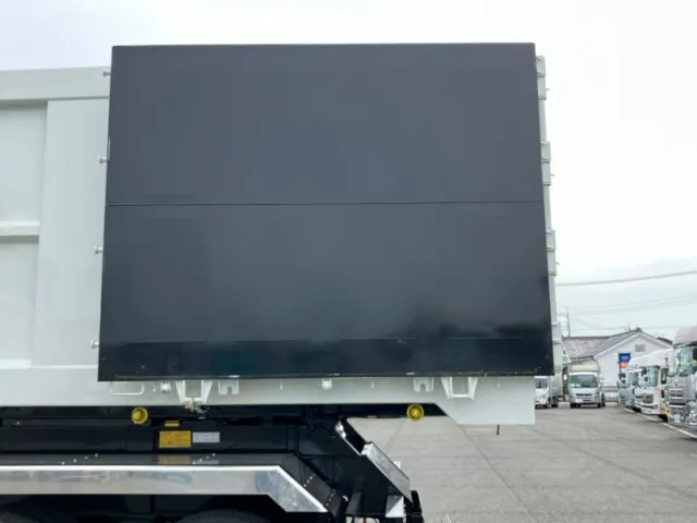 リヤ扉は片開き式です。|コダイラ  KFL32改の写真15