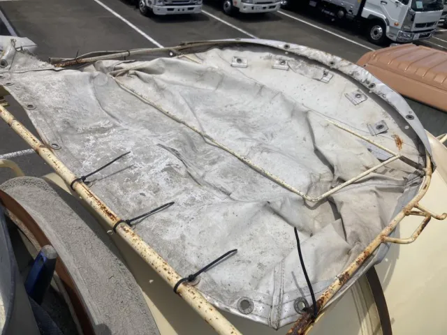 カバーの裏側です。|日野 レンジャー LKG-FJ7JDAAの写真15