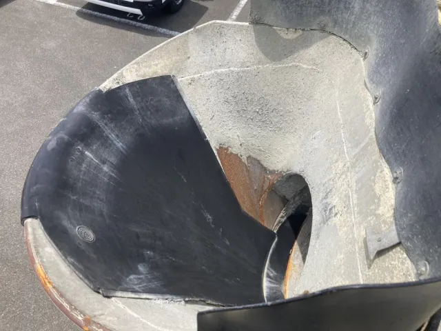 ホッパーの状態です。|日野 レンジャー LKG-FJ7JDAAの写真16