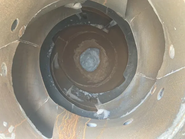 ドラム内部の状態です。|日野 レンジャー LKG-FJ7JDAAの写真17