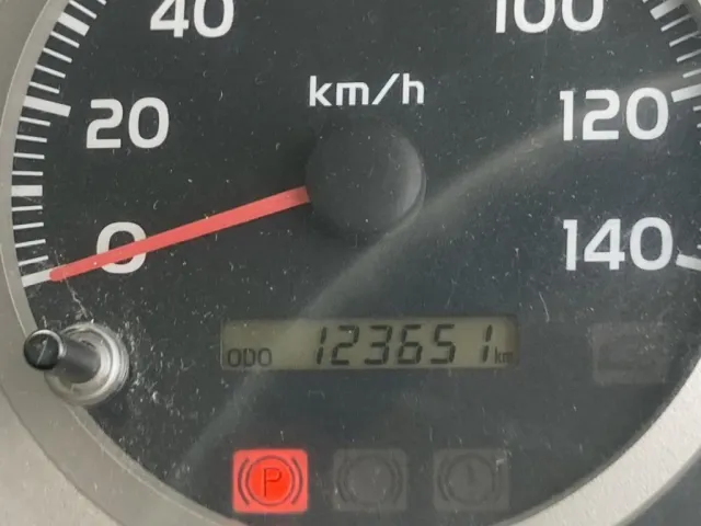 走行メーターです。|日野 レンジャー LKG-FJ7JDAAの写真41