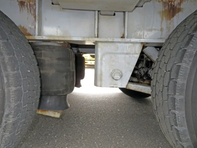 エアサスです。|フルハーフ  DFPDG341AN改の写真5