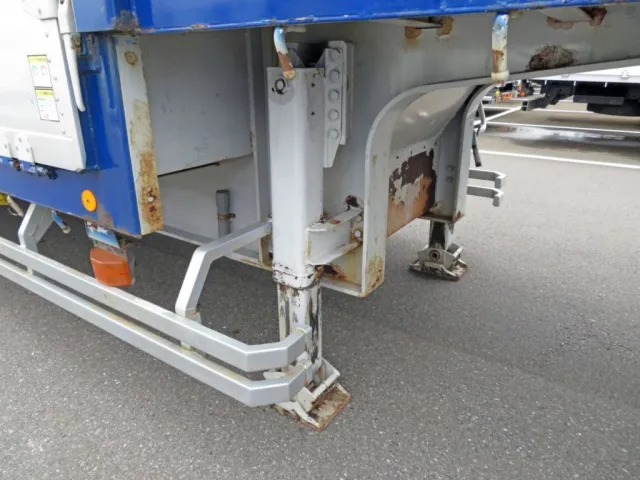 脚の周辺に細かいキズ・塗装の剥がれ箇所があります。|フルハーフ  DFPDG341AN改の写真27