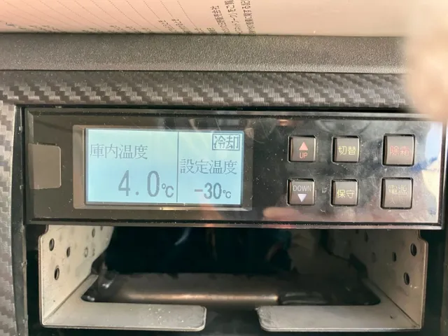 冷凍機は34℃スタート2.5時間で4.0℃確認しております。|日野 プロフィア 2DG-FW1AHJの写真37