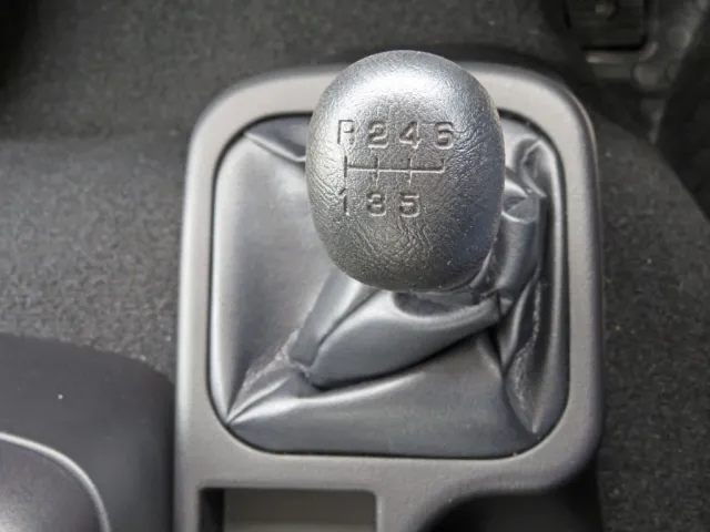 三菱 ファイター 2KG-FK65F(2WD)の写真29