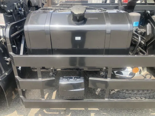 燃料タンクです。|三菱 スーパーグレート 2KG-FV70HXの写真21