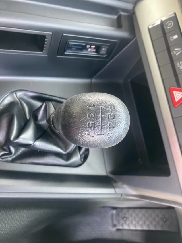 7速です。|三菱 スーパーグレート 2KG-FV70HXの写真24