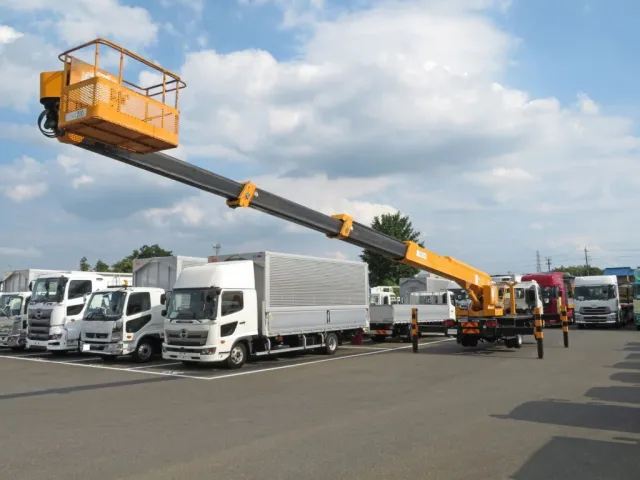 日野 レンジャー SKG-FC9JGAP(2WD)の写真4