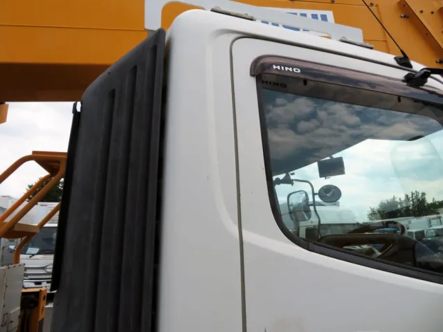 キャブ後方上部に細かいキズがあります。|日野 レンジャー SKG-FC9JGAP(2WD)の写真45