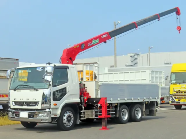 三菱 ファイター QDG-FQ62Fの写真1