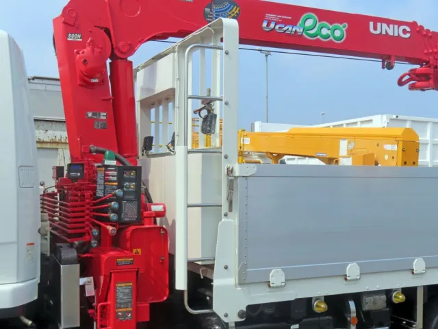 ハシゴはステンレス製です。|三菱 ファイター QDG-FQ62Fの写真8