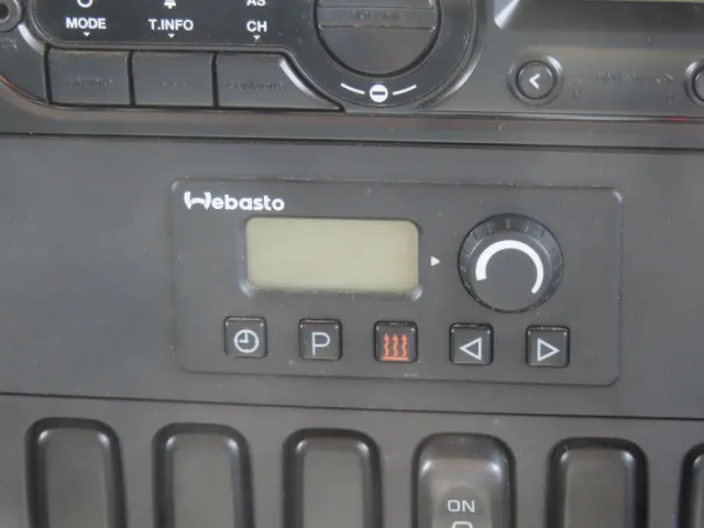 べバストヒーターの操作スイッチです。|三菱 ファイター QDG-FQ62Fの写真24