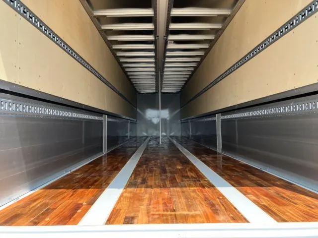 荷台全体の状態です。|トレクス  PFB34118改の写真15