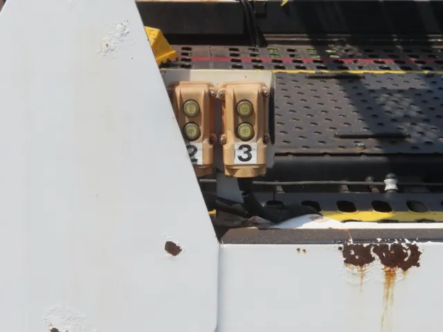 上物の操作スイッチです。|日野 レンジャー LDG-GK8JWAAの写真16