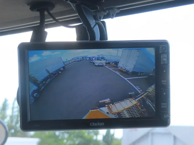 液晶バックモニター付きです。|日野 レンジャー LDG-GK8JWAAの写真21