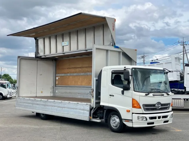 日野 レンジャー TKG-FD9JLAA(2WD)の写真2