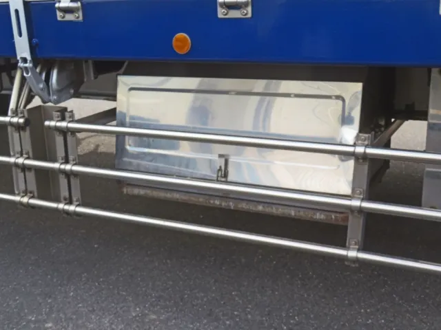 工具箱付きです。（工具箱にヘコミがあります）|トレクス  PLB24103の写真26