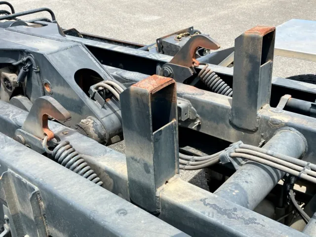 コンテナガイドの状態です。|日野 レンジャー TKG-FD9JGAA(2WD)の写真42