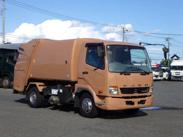 三菱 ファイター TKG-FK71F(2WD)の写真2