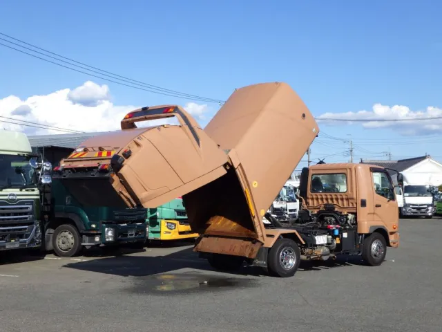 三菱 ファイター TKG-FK71F(2WD)の写真4