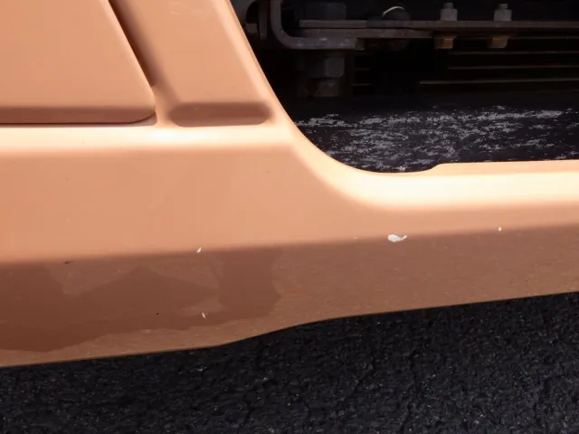 フロントバンパーにキズがあります。|三菱 ファイター TKG-FK71F(2WD)の写真28