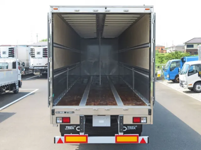 門口周りはステンレス製です。|トレクス  PFB34118の写真7