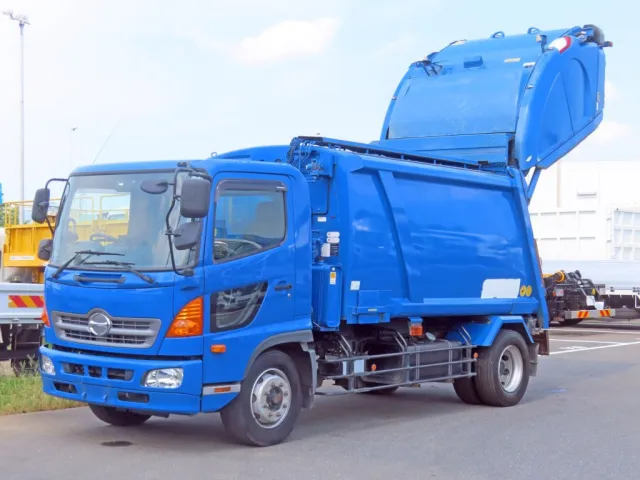 日野 レンジャー QKG-FJ7JGAAの写真1