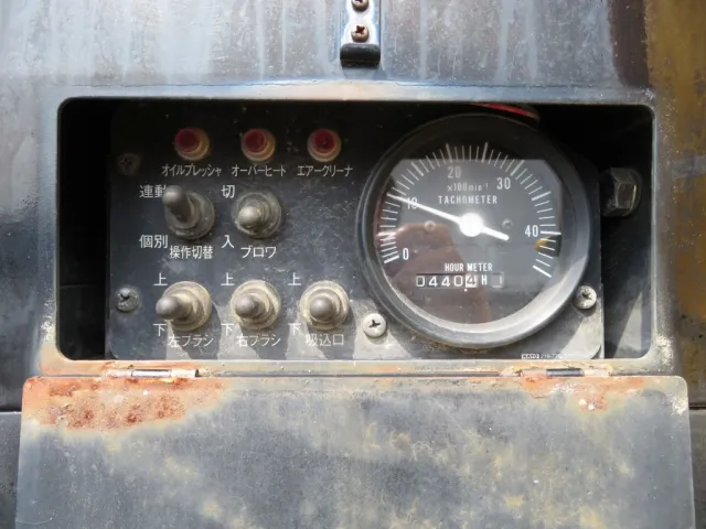 アワーメーターです。|日野 デュトロ SKG-XZU640F(2WD)の写真20