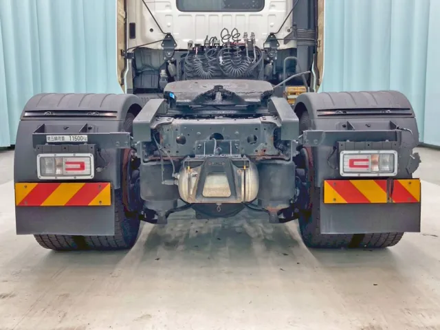 リヤ周りの状態です。|日野 プロフィア 2DG-SH1EDGGの写真18